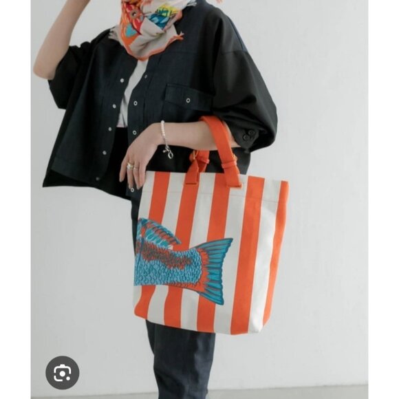 INOUI Editions Street Bag – Tango Orange - Picture 10 of 10